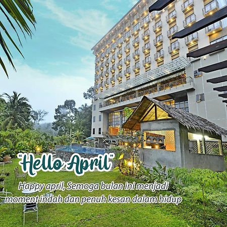 Famvida Hotel Lubuklinggau Dış mekan fotoğraf