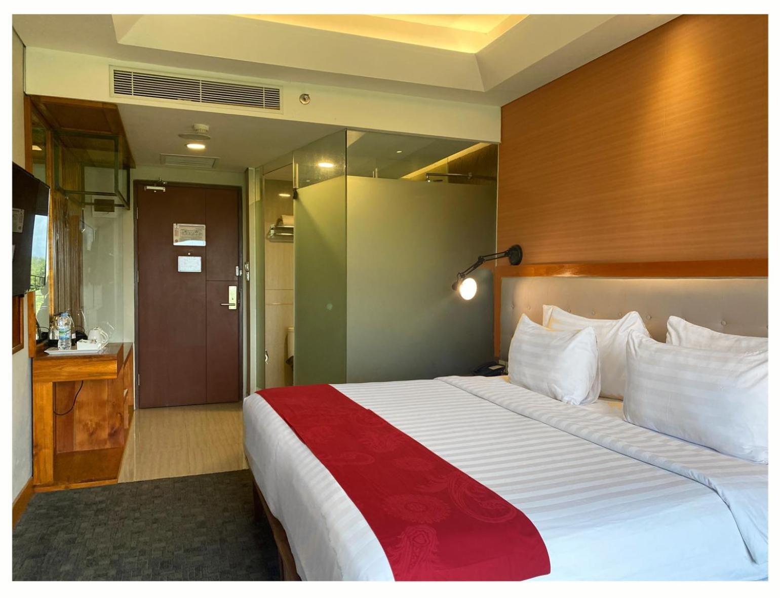 Famvida Hotel Lubuklinggau Dış mekan fotoğraf