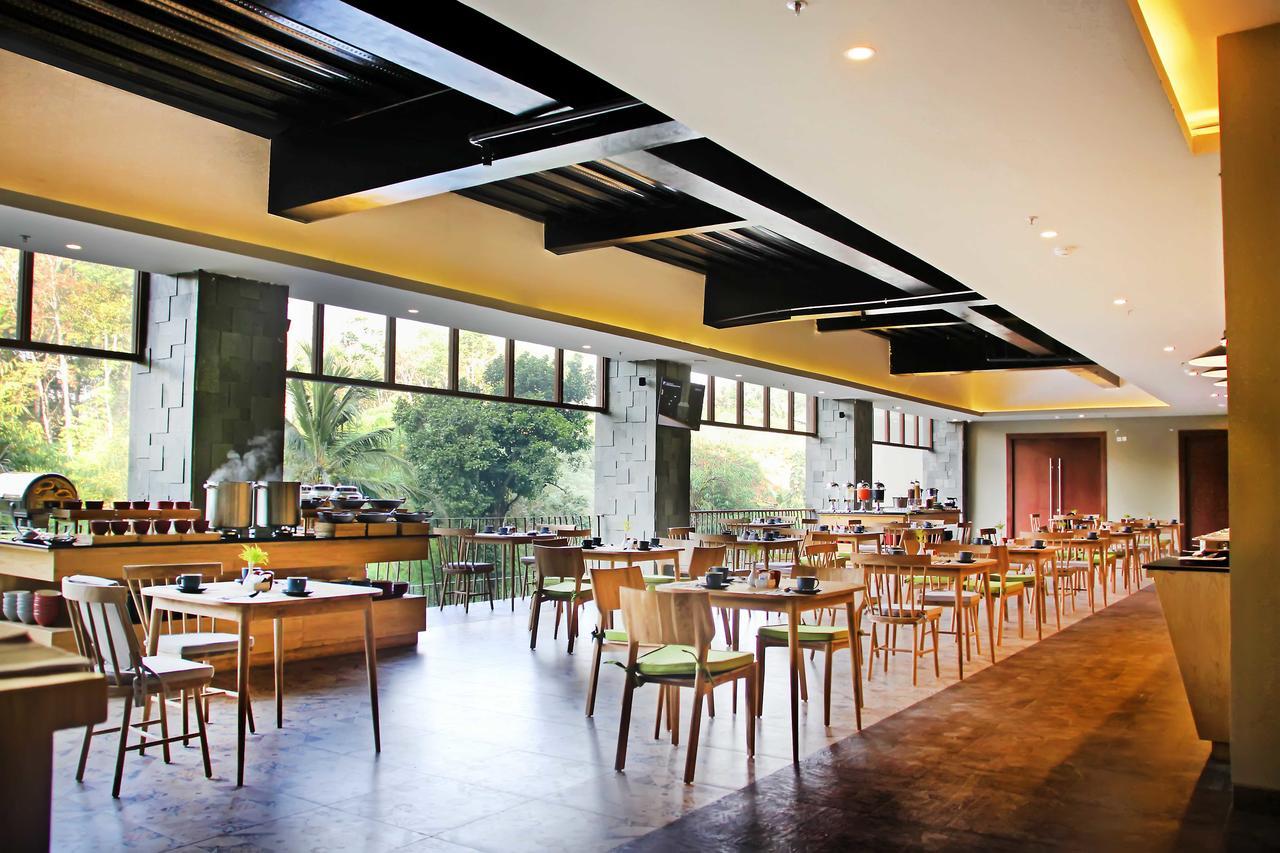Famvida Hotel Lubuklinggau Dış mekan fotoğraf