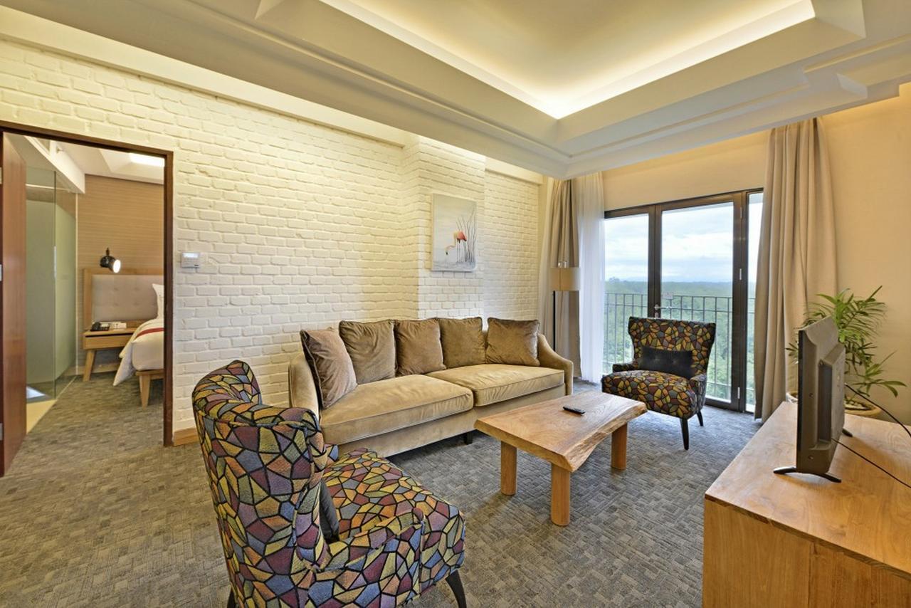 Famvida Hotel Lubuklinggau Oda fotoğraf